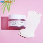 the-balm-dewy-glow-day-cream-in-pakistan